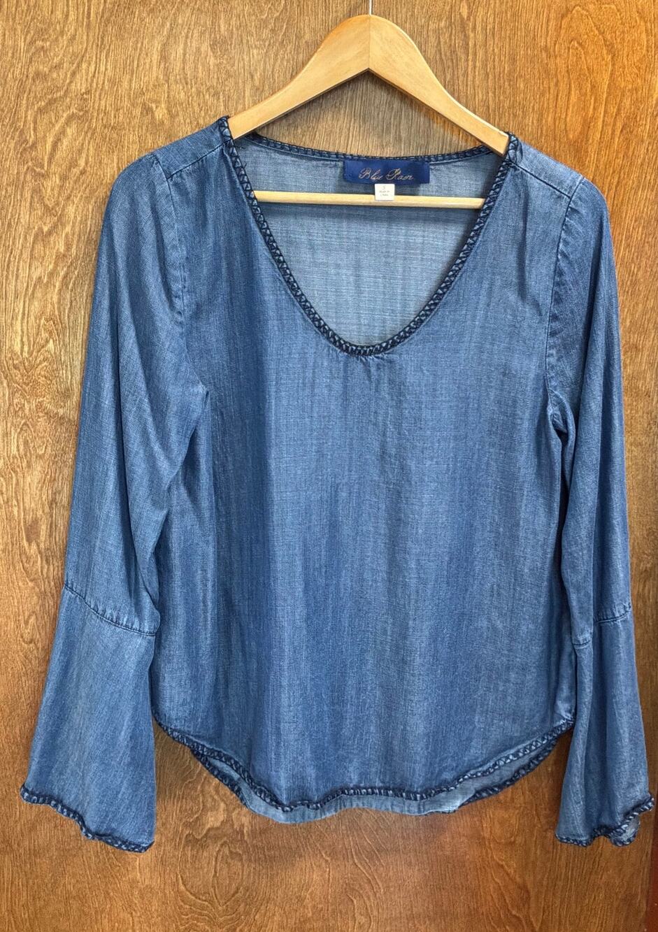 Blue Rain Chambray Denim Bell Sleeve Blouse sz S